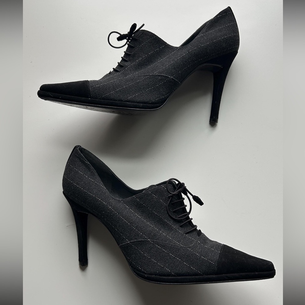 Stuart Weitzman Pinstriped Y2K Heels Menswear Pointed Toe Brogue 8.5
